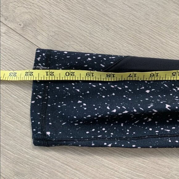 Lululemon Give Me Qi Crop Butterfly Texture Mink - Picture 13 of 14